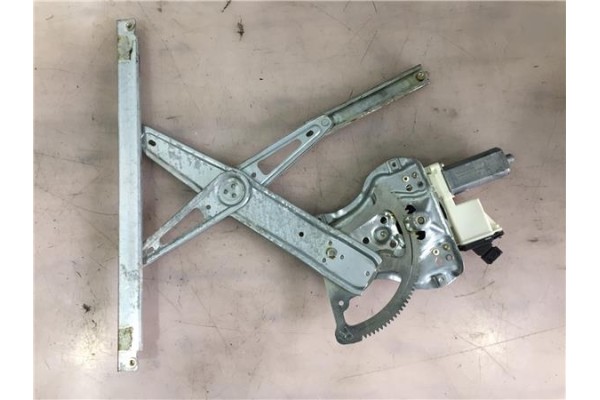 Recambio de mecanismo elevalunas delantero derecho para toyota corolla (e12) 2.0 d-4d referencia OEM IAM 0130822032  