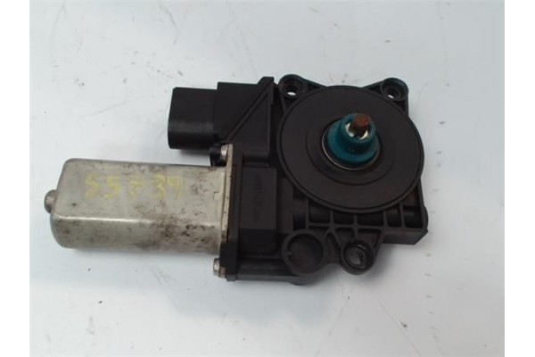 Recambio de elevalunas electrico trasero izquierdo para bmw serie 1 berlina (e81/e87) 2.0 120d referencia OEM IAM  71002603 
