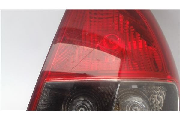 Recambio de piloto trasero derecho para citroen c5 berlina referencia OEM IAM 9632646680  