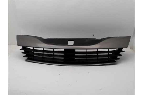 Recambio de rejilla capo para renault laguna ii (bg0) referencia OEM IAM 820001253  