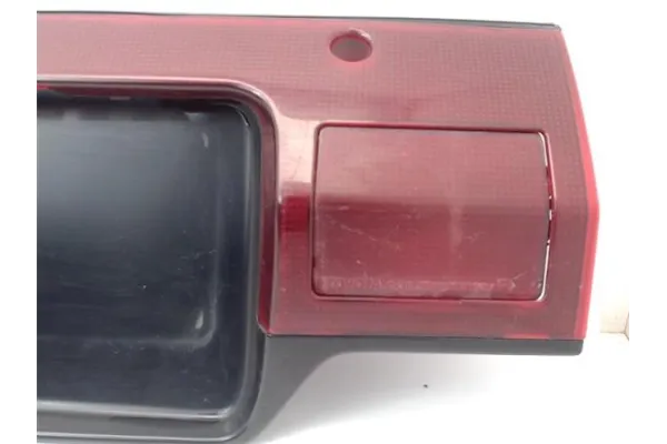 Recambio de matricula trasero para toyota corolla (_e9_) 1.6 xl referencia OEM IAM 670051A250  