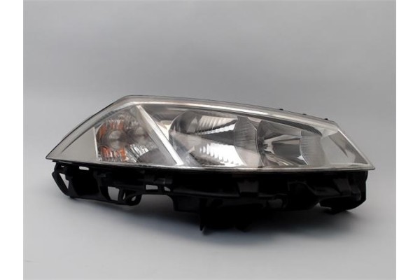 Recambio de faro delantero dcho para renault megane ii berlina 3p referencia OEM IAM 8200073221J  