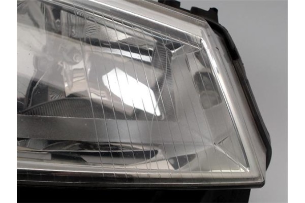 Recambio de faro delantero dcho para renault megane ii berlina 3p referencia OEM IAM 8200073221J  