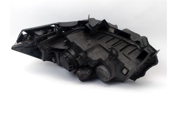 Recambio de faro delantero dcho para renault megane ii berlina 3p referencia OEM IAM 8200073221J  