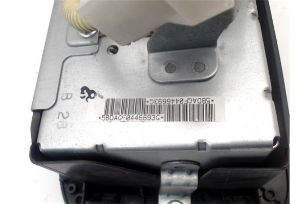 Recambio de airbag salpicadero para toyota aygo (kgb/wnb) 1.0 básico referencia OEM IAM 739700H010B0  