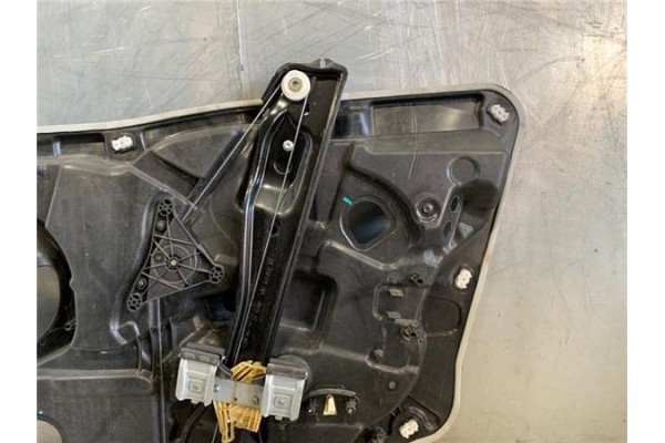 Recambio de mecanismo elevalunas delantero izquierdo para fiat 500x (334) 1.6 urban referencia OEM IAM 71777162  