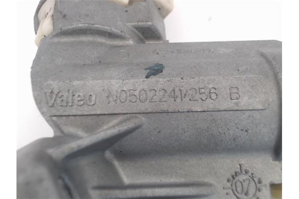 Recambio de clausor para toyota yaris (ksp9/scp9/nlp9) 1.3 vvt-i referencia OEM IAM 890730D090 N502241256 