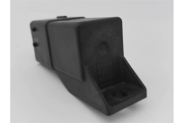 Recambio de caja precalentamiento para ford focus berlina (cew) 1.5 business referencia OEM IAM 9803299780 DS7112A343AB 