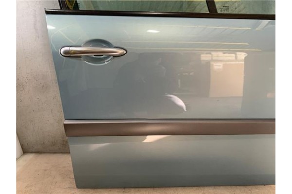 Recambio de puerta delantero derecha para renault scenic ii (jm) 1.6 16v referencia OEM IAM 7751477220 801002354R 