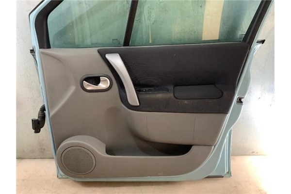 Recambio de puerta delantero derecha para renault scenic ii (jm) 1.6 16v referencia OEM IAM 7751477220 801002354R 