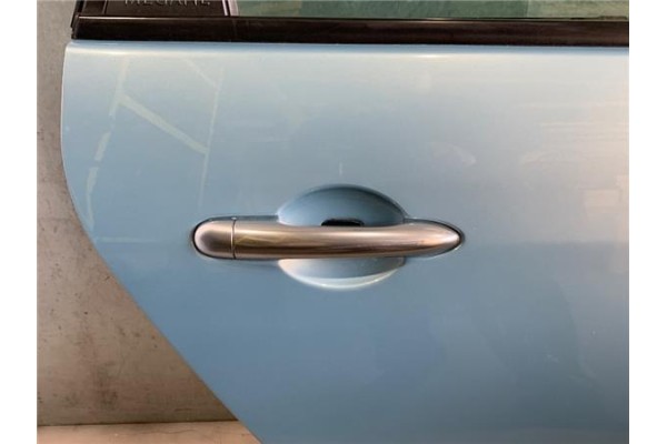 Recambio de puerta trasero derecha para renault scenic ii (jm) 1.6 16v referencia OEM IAM 7751475409 821005158R 