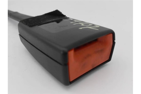 Recambio de anclaje cinturon delantero izquierdo para ford focus berlina (cew) 1.5 business referencia OEM IAM BM5161209CBW BM51
