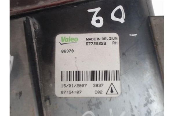Recambio de faro antiniebla derecho para citroen saxo referencia OEM IAM 67720229 86370 