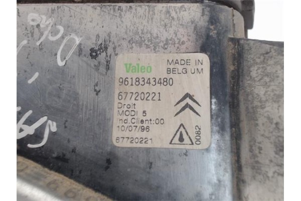 Recambio de faro antiniebla derecho para citroen saxo referencia OEM IAM 9618343480 67720221 