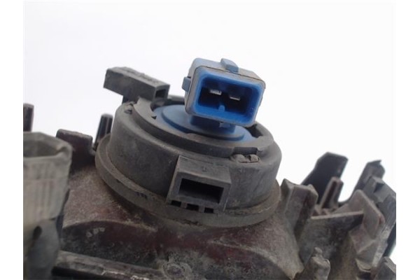 Recambio de faro antiniebla derecho para citroen saxo referencia OEM IAM 9618343480 67720221 