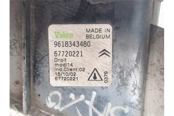 Recambio de faro antiniebla derecho para citroen saxo referencia OEM IAM 9618343480 67720221 