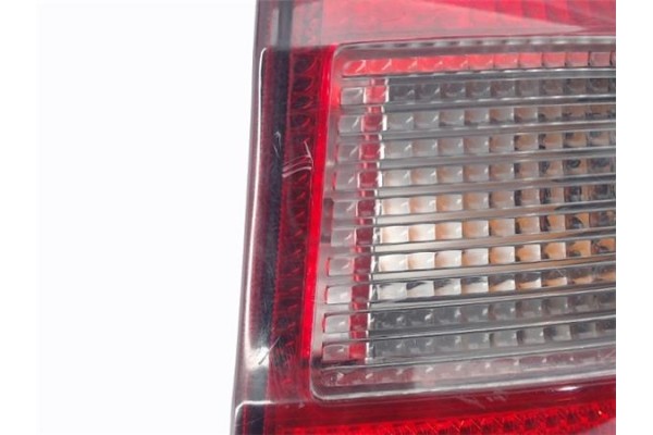 Recambio de piloto trasero derecho para volvo v40 familiar referencia OEM IAM 29262002  