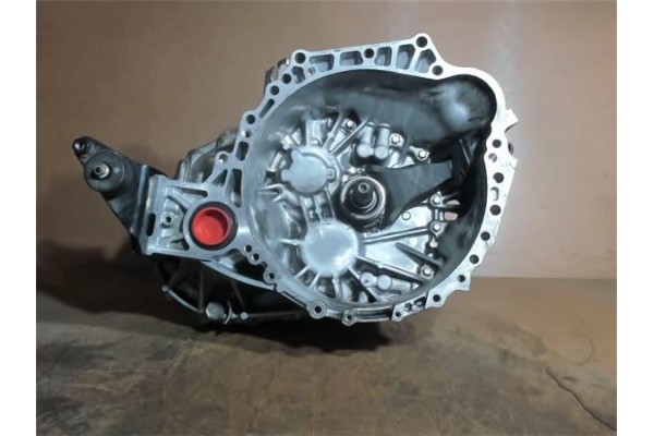 Recambio de caja cambios manual para toyota corolla verso (r1) 2.2 d-4d luna referencia OEM IAM V3077MOTOR2AD-FTV  