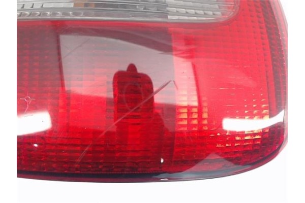 Recambio de piloto trasero derecho para volvo v40 familiar referencia OEM IAM 29262002  