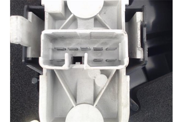 Recambio de piloto trasero derecho para volvo v40 familiar referencia OEM IAM 29262002  