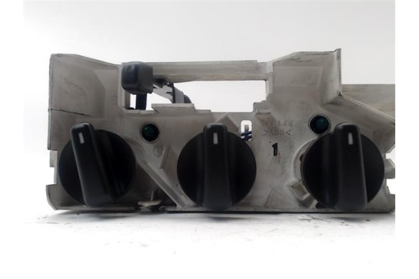 Recambio de mandos calefaccion / a.a. para toyota corolla (e11) 2.0 d (ce110_) referencia OEM IAM 8401012090B0  