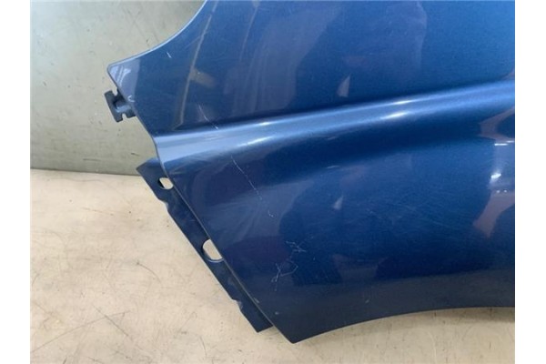 Recambio de aleta delantero izquierda para renault trafic ii furgón (fl) 2.5 dti referencia OEM IAM 7782524451  