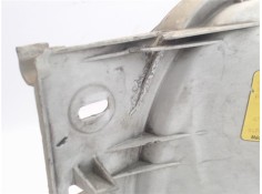 Recambio de faro delantero dcho para ford fiesta berlina referencia OEM IAM 301049002  