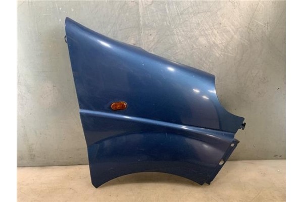 Recambio de aleta delantero derecha para renault trafic ii furgón (fl) 2.5 dti referencia OEM IAM 7782524467  