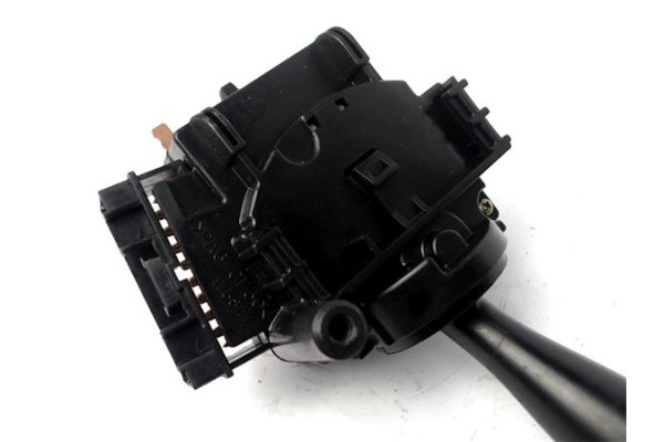 Recambio de mando limpiaparabrisas para toyota yaris (ncp1/nlp1/scp1) 1.0 16v (scp10_) referencia OEM IAM 8465252040  