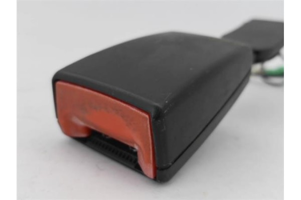 Recambio de anclaje cinturon delantero derecho para volkswagen polo v (6r1) 1.4 advance referencia OEM IAM 6R4857756A 6R4857756 