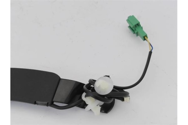 Recambio de anclaje cinturon delantero izquierdo para volkswagen polo v (6r1) 1.4 advance referencia OEM IAM 6R4857755A  