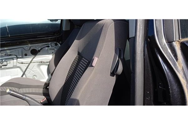 Recambio de juego asientos para volkswagen polo iv (9n3) 1.4 advance referencia OEM IAM 6Q0881776F  