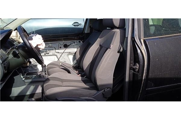 Recambio de juego asientos para volkswagen polo iv (9n3) 1.4 advance referencia OEM IAM 6Q0881776F  