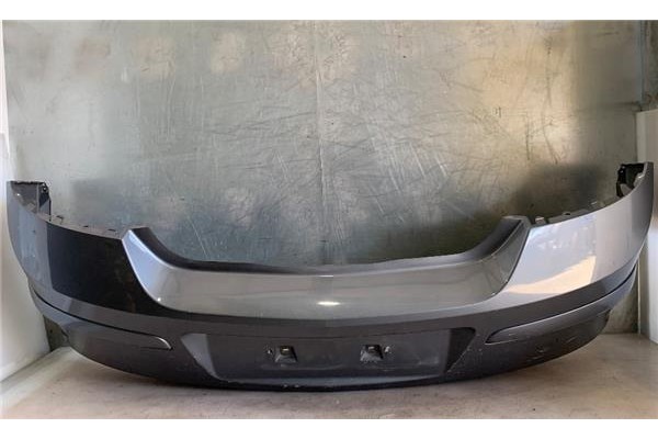 Recambio de paragolpes trasero para opel astra h berlina 1.9 cdti 16v referencia OEM IAM 24460353 24460353 