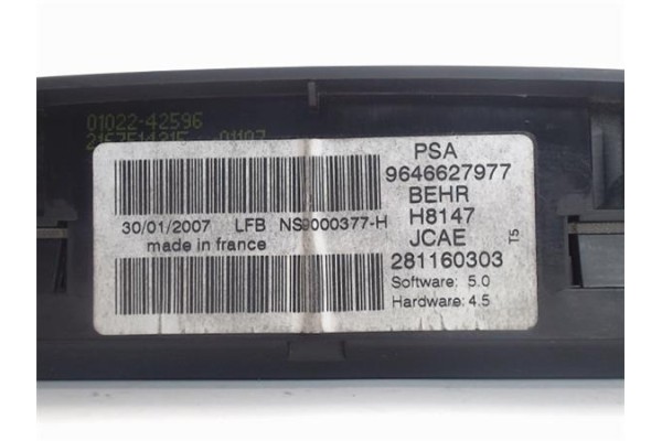 Recambio de mandos climatizador para peugeot 307 berlina (s2) 1.6 x-line referencia OEM IAM 9646627977  