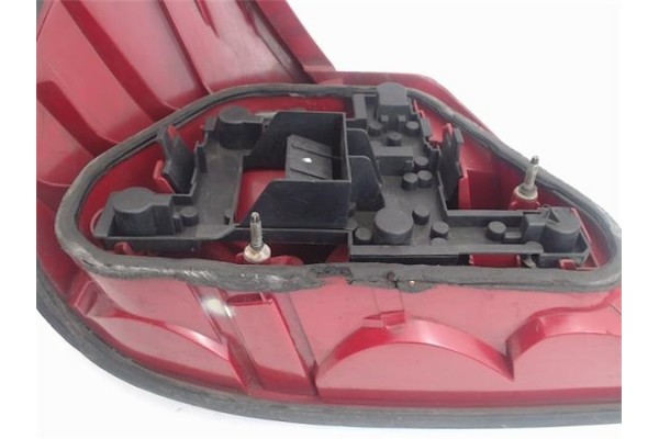 Recambio de piloto trasero derecho para ford mondeo berlina (gd) referencia OEM IAM 96bg13n004  