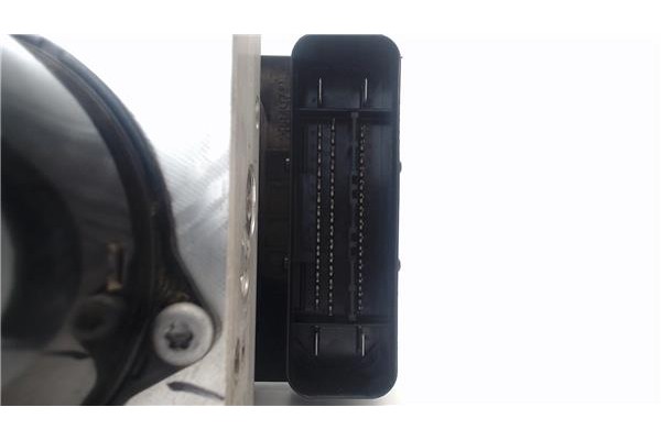 Recambio de nucleo abs para volvo s60 berlina 2.4 d5 referencia OEM IAM 30793445 10020405084 