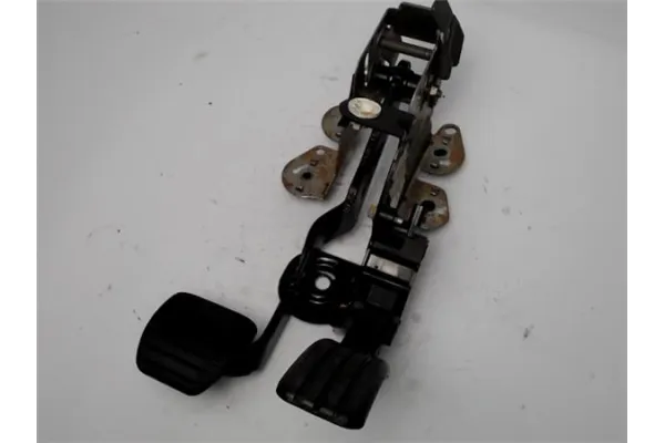 Recambio de juego pedales completo para renault scenic iii (jz) 1.5 emotion referencia OEM IAM 465010016R Recambio de juego pedales completo para renault scenic iii (jz) 1.5 emotion referencia OEM IAM 465010016R