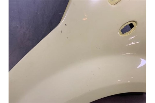 Recambio de aleta delantero izquierda para citroen c2 1.1 referencia OEM IAM 7840N3  