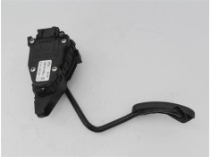 Recambio de pedal acelerador para renault trafic ii furgón (fl) 2.5 dti referencia OEM IAM 7700313060 8200003641 