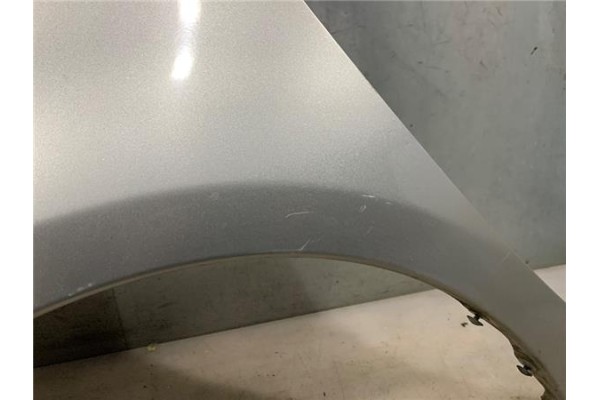 Recambio de aleta delantero izquierda para nissan note (e11e) 1.5 dci referencia OEM IAM F31139U0MA F31019U0M0 