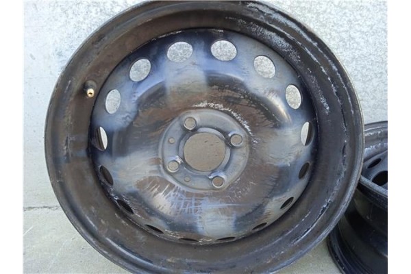 Recambio de llanta para renault zoe electrico referencia OEM IAM 403008562R  