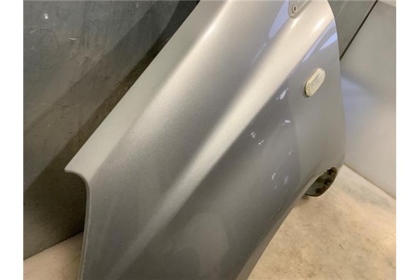 Recambio de aleta delantero izquierda para nissan note (e11e) 1.5 dci referencia OEM IAM F31139U0MA F31019U0M0 