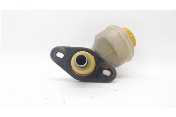 Recambio de bomba freno para nissan serena (c23m) 2.3 d referencia OEM IAM 74470892  