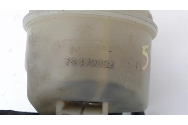 Recambio de bomba freno para nissan serena (c23m) 2.3 d referencia OEM IAM 74470892  