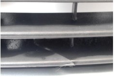 Recambio de rejilla capo para renault laguna ii grandtour (kg0) referencia OEM IAM 820001258  