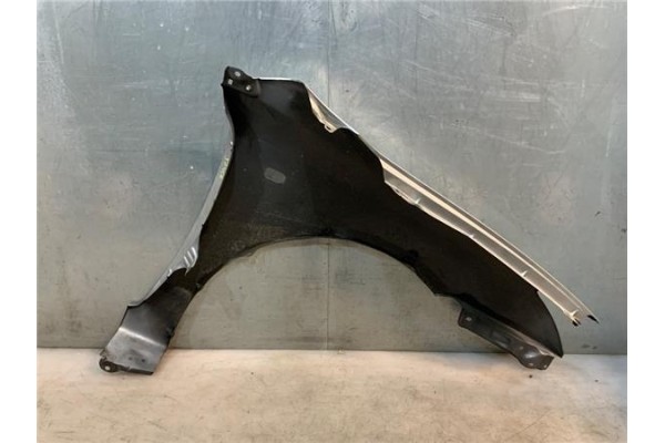 Recambio de aleta delantero izquierda para toyota corolla (e12) 1.6 vvt-i referencia OEM IAM 5381202090  