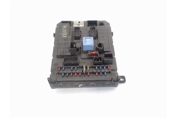 Recambio de centralita para citroen c5 berlina 1.8 16v (dc6fzb, dc6fze) referencia OEM IAM 96453529 15210701 