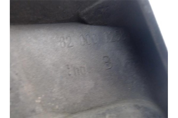 Recambio de rejilla capo para renault laguna ii grandtour (kg0) referencia OEM IAM 820001258  