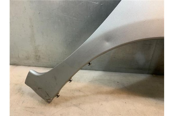 Recambio de aleta delantero derecha para nissan note (e11e) 1.5 dci referencia OEM IAM F31129U0MA F31009U0M0 